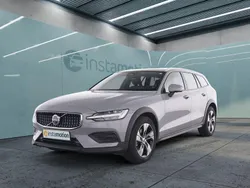 Grau Gebraucht 2024 Volvo V60 Kombi | 42.949 € (Fairer Preis)
