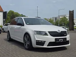 Weiß Gebraucht 2014 Skoda Octavia RS Kombi | 13.400 € (Guter Preis)