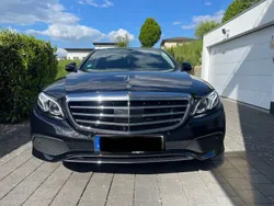 Schwarz Gebraucht 2017 Mercedes E220 Exclusive Limousine | 27.650 € (Fairer Preis)