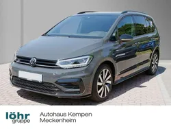 Uranograu Gebraucht 2024 VW Touran Style Van / Kleinbus | 40.980 € (Fairer Preis)