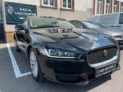 Schwarz Gebraucht 2015 Jaguar XE Limousine | 8.450 €