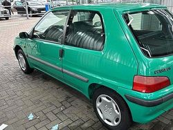 Grün Gebraucht 1997 Peugeot 106 Kleinwagen | 700 €