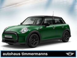 british racing green (metallic) Gebraucht 2024 Mini Cooper Kleinwagen | 27.490 € (Fairer Preis)
