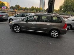 Grau Gebraucht 2006 Peugeot 307 Kombi | 3.100 € (Teuer)