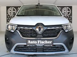 Weiß Gebraucht 2022 Renault Kangoo Van / Kleinbus | 25.960 € (Teuer)