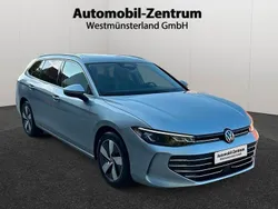 Silber Gebraucht 2024 VW Passat Business Kombi | 33.590 € (Superpreis)