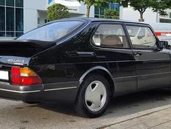 Schwarz Gebraucht 1993 Saab 900 Kleinwagen | 26.500 €
