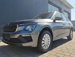 Graphitgrau metallic Neu 2025 Skoda Kamiq SUV | 23.248 € (Fairer Preis)