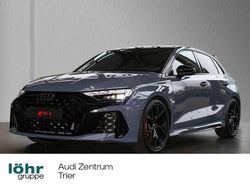 Grau Neu 2025 Audi RS3 Sportback Sport Kleinwagen | 77.290 € (Teuer)