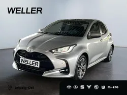 Silber Gebraucht 2024 Toyota Yaris Hybrid Comfort Kleinwagen | 23.490 € (Guter Preis)
