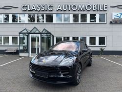 Tiefschwarzmetallic Gebraucht 2019 Porsche Macan Sport SUV | 48.800 € (Etwas zu teuer)