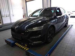 Schwarz Gebraucht 2023 Skoda Octavia RS Limousine | 33.888 € (Fairer Preis)