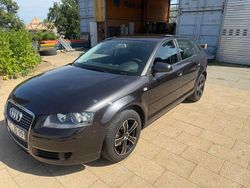 Grau Gebraucht 2005 Audi A3 Sportback Ambiente Kleinwagen | 5.950 €
