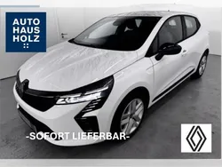 Weiß (arktis weiß) Gebraucht 2024 Renault Clio V Evolution Kleinwagen | 19.490 € (Guter Preis)