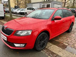 Rot Gebraucht 2013 Skoda Octavia Ambition Kombi | 3.700 €