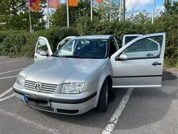 Grau Gebraucht 2000 VW Bora Limousine | 1.700 € (Fairer Preis)