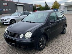 Schwarz Gebraucht 2004 VW Polo Basis Limousine | 1.200 € (Fairer Preis)