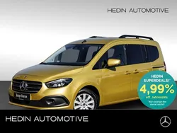 Żółty Gebraucht 2023 Mercedes 180 Progressive Limousine | 26.620 € (Fairer Preis)