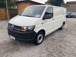 Candyweiß Gebraucht 2019 VW Transporter Van | 17.990 €