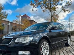 Schwarz Gebraucht 2009 Skoda Superb Limousine | 5.700 € (Superpreis)