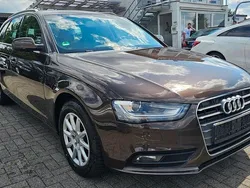 Braun Gebraucht 2012 Audi A4 Attraction Kombi | 6.499 € (Superpreis)