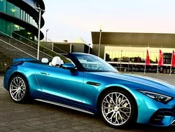 Blau Gebraucht 2023 Mercedes SL43 AMG AMG Cabrio | 98.000 € (Etwas zu teuer)