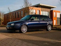 Violet Gebraucht 1997 VW Golf III Kleinwagen | 3.700 €