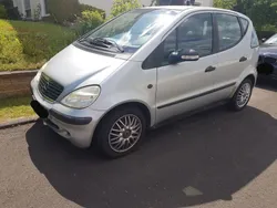Silber Gebraucht 2004 Mercedes A140 Classic Van / Kleinbus | 3.200 € (Teuer)