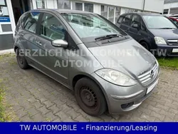 Grau Gebraucht 2008 Mercedes A170 Limousine | 2.190 € (Guter Preis)