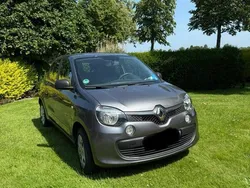Grau Gebraucht 2017 Renault Twingo SE Kleinwagen | 6.000 € (Etwas zu teuer)
