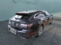 Schwarz Gebraucht 2024 VW Arteon R Kombi | 43.970 € (Teuer)