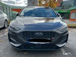 Grau Gebraucht 2023 Ford Focus ST Kombi | 32.999 € (Fairer Preis)