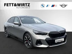 Andere Gebraucht 2023 BMW 550e M Sport Limousine | 76.500 € (Guter Preis)