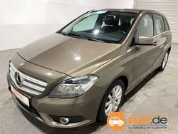 Grau Gebraucht 2013 Mercedes B180 Van / Kleinbus | 8.950 € (Fairer Preis)