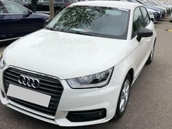 Weiß Gebraucht 2015 Audi A1 Sportback Kleinwagen | 12.449 € (Guter Preis)