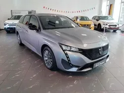 Artensegrau Gebraucht 2022 Peugeot 308 Active Kombi | 19.980 € (Fairer Preis)