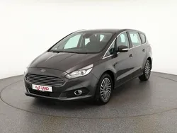 Grau Gebraucht 2019 Ford S-MAX Titanium Van / Kleinbus | 23.990 € (Fairer Preis)