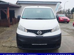 Weiß Gebraucht 2015 Nissan NV200 Comfort Van / Kleinbus | 7.490 € (Superpreis)