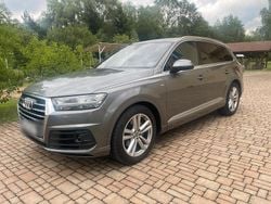 Silber Gebraucht 2015 Audi Q7 S-Line SUV | 28.700 € (Etwas zu teuer)