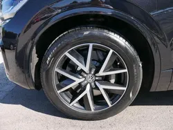 Deepblack perleffekt deepblack perleffekt Gebraucht 2019 VW Touareg R-line SUV | 41.019 € (Fairer Preis)