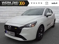 Arctic white Gebraucht 2023 Mazda 2 Center-Line Kleinwagen | 17.990 € (Guter Preis)