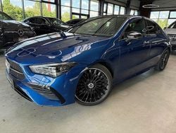 Blau Gebraucht 2024 Mercedes CLA200 AMG Limousine | 35.900 € (Etwas zu teuer)