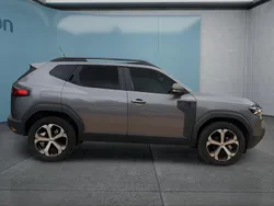 Grau Neu 2025 Dacia Duster Journey SUV | 30.549 € (Etwas zu teuer)