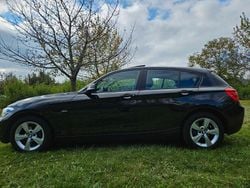 Schwarz Gebraucht 2016 BMW 118 Sport Line Kleinwagen | 12.250 € (Fairer Preis)