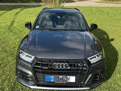 Grau Gebraucht 2020 Audi Q5 Sport SUV | 35.490 € (Guter Preis)