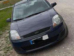 Blau Gebraucht 2008 Ford Fiesta Kleinwagen | 1.250 € (Fairer Preis)