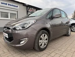 Braun Gebraucht 2011 Hyundai ix20 Classic Van / Kleinbus | 4.999 € (Fairer Preis)