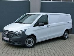 Weiß Gebraucht 2021 Mercedes Vito Van | 27.999 € (Guter Preis)