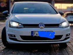 Weiß Gebraucht 2015 VW Golf VII Limousine | 11.800 € (Fairer Preis)