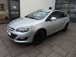 Silber Gebraucht 2014 Opel Astra Kombi | 2.999 € (Fairer Preis)